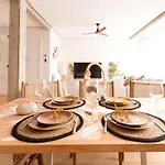 公寓 Carmelo Gil Ac By Staynnapartments *